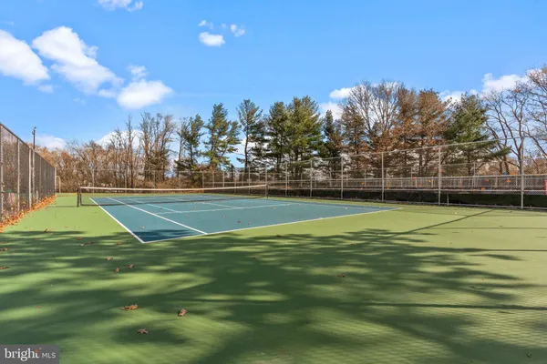 $2,300 | 2014 Barry Court, Holland, PA 18966