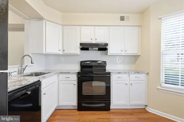 $2,300 | 2014 Barry Court, Holland, PA 18966