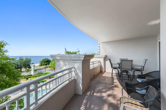$440,000 | 2230 Beach Drive, Unit 304, Gulfport, MS 39507