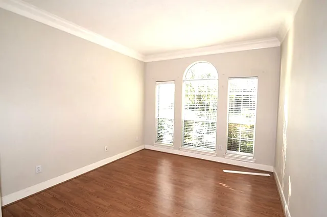 $4,300 | 5926 Solar Point Lane, Houston, TX 77041