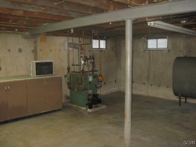 3144 Hilly Road Bethlehem, PA 18017 - Photo 15 of 19 Gallery Image 15