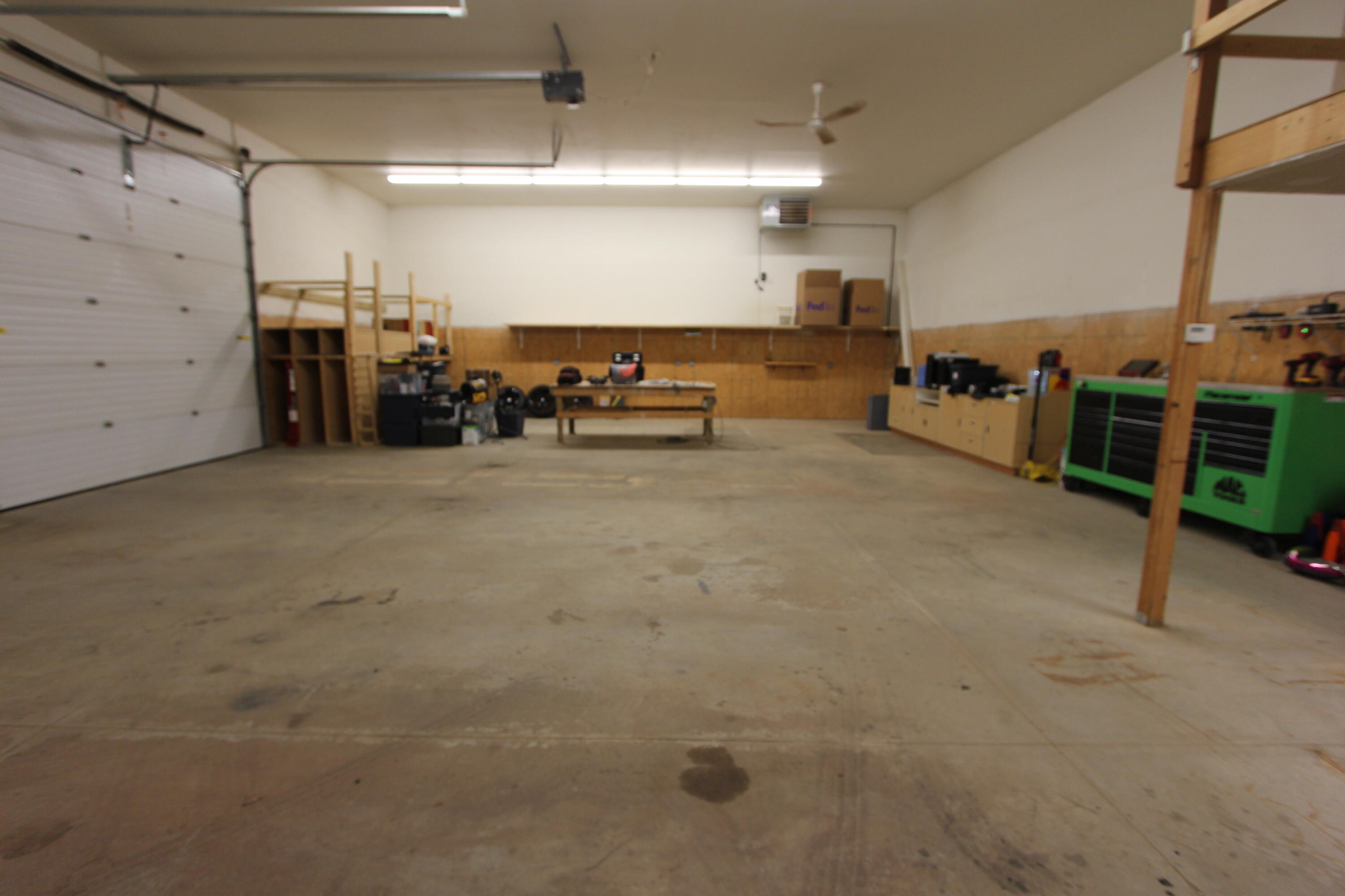 556 Auburn Road Turner, ME 04282 - Photo 17 of 30 garage