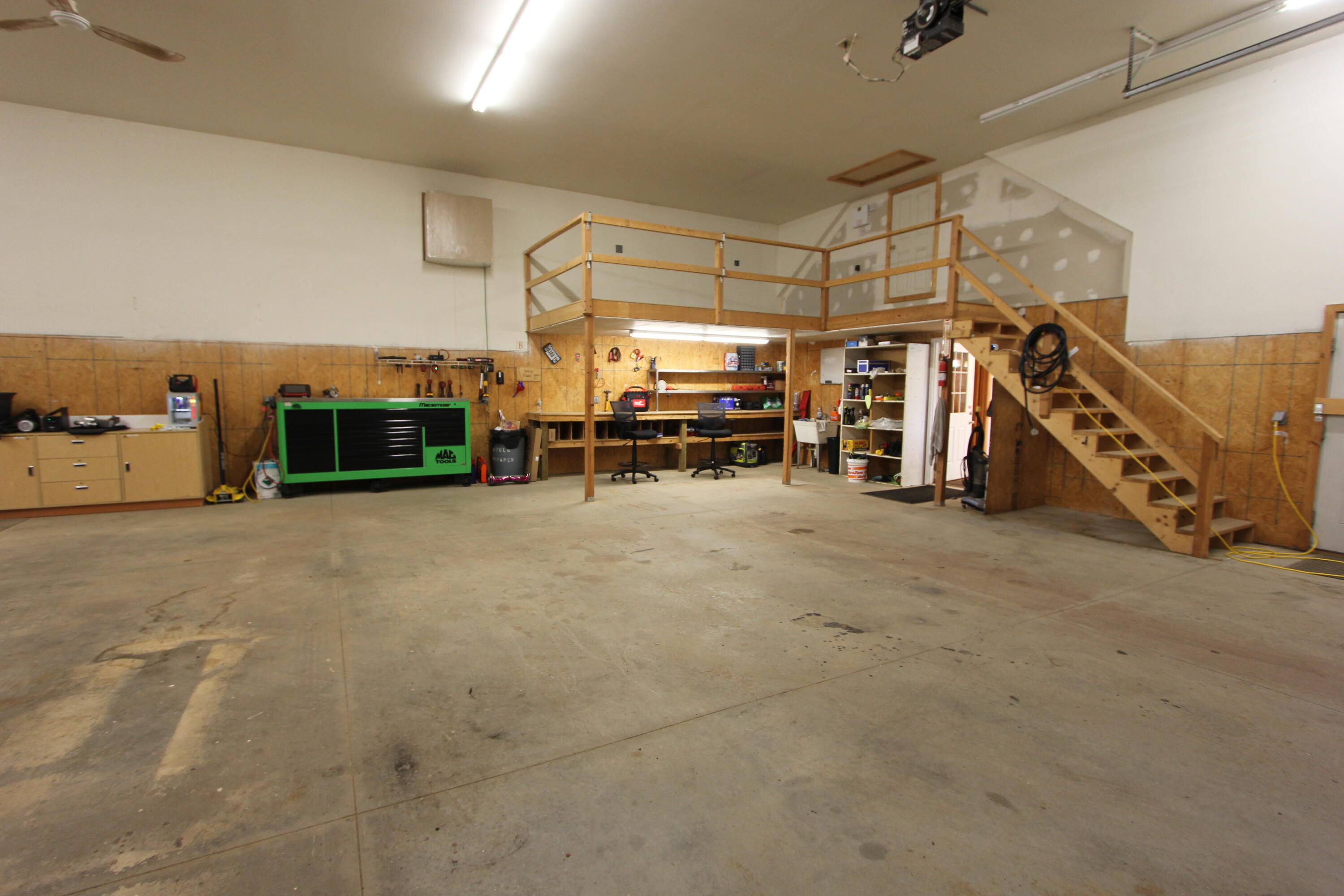 556 Auburn Road Turner, ME 04282 - Photo 22 of 30 garage