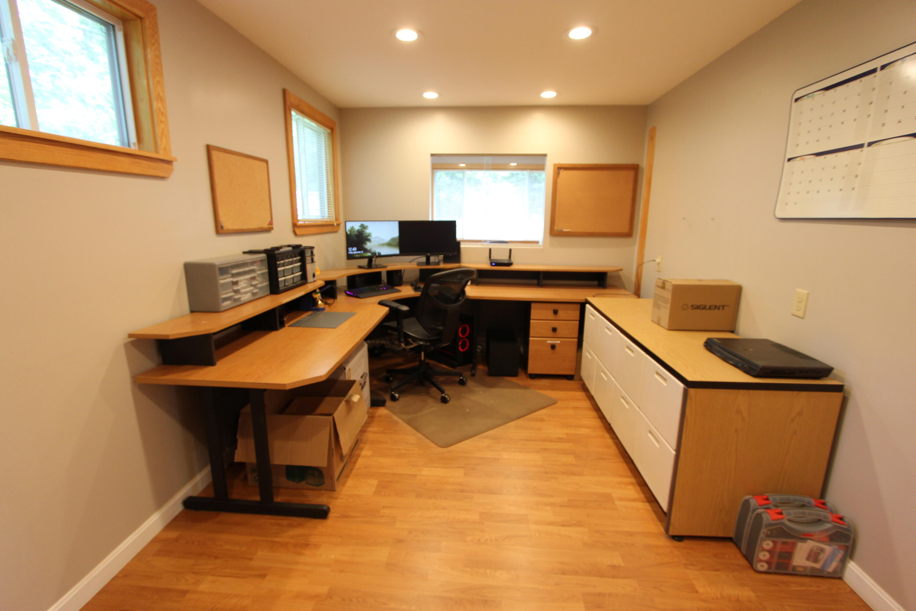 556 Auburn Road Turner, ME 04282 - Photo 7 of 30 office