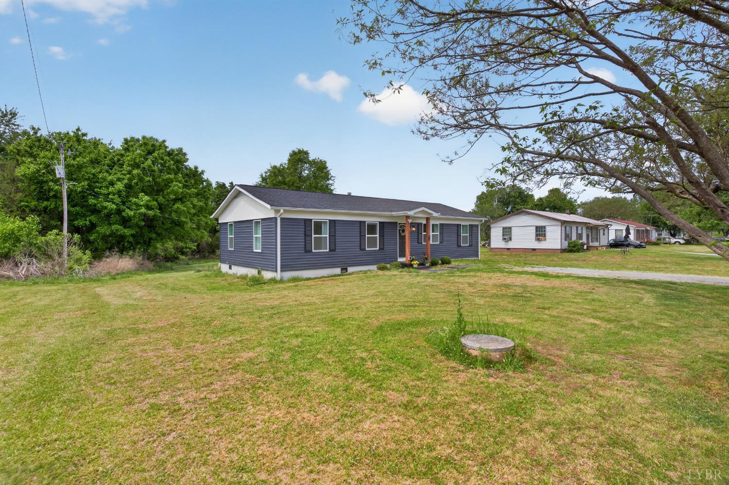 5981-3 3 Creeks Road Gladys, VA 24554 - Photo 32 of 37 a view of a house with a big yard