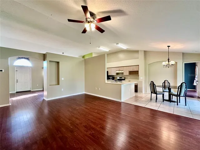 $2,200 | 28820 Stormcloud Pass, Wesley Chapel, FL 33543