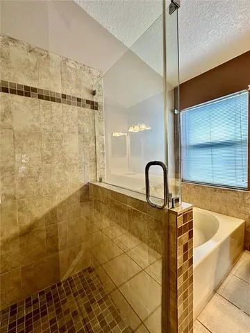 $2,200 | 28820 Stormcloud Pass, Wesley Chapel, FL 33543