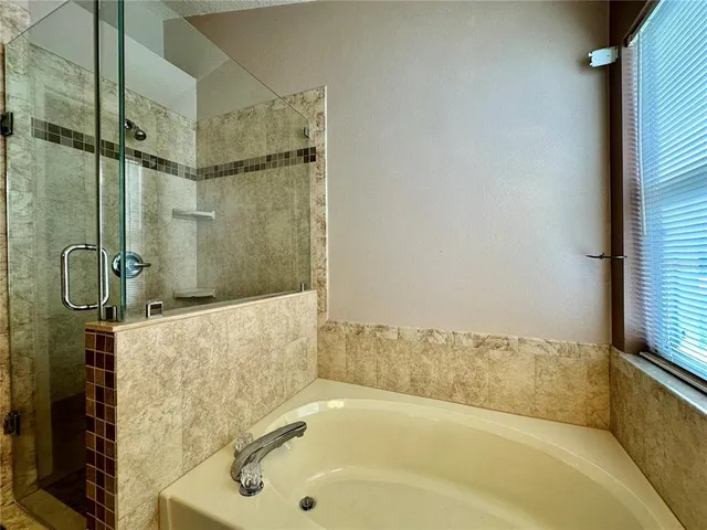 $2,200 | 28820 Stormcloud Pass, Wesley Chapel, FL 33543