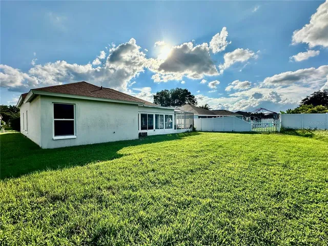 $2,200 | 28820 Stormcloud Pass, Wesley Chapel, FL 33543