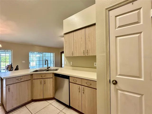 $2,200 | 28820 Stormcloud Pass, Wesley Chapel, FL 33543