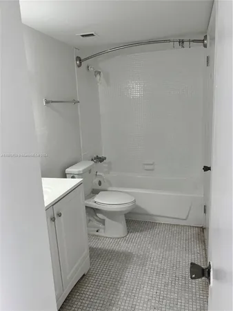 $170,000 | 498 Northwest 165th Street, Unit D607, Miami, FL 33169