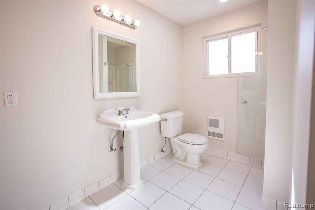 123 Mapleton Road Grosse Pointe Farms, MI 48236 - Photo 20 of 30