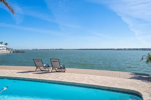 $2,475,000 | 447 22nd Street, Belleair Beach, FL 33786