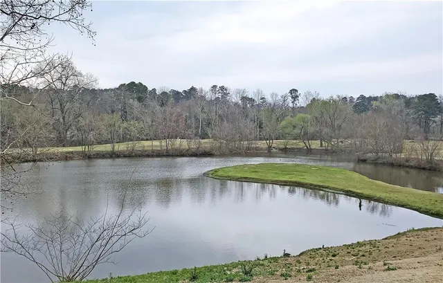 $2,500 | 40 Glenald Way Northwest, Atlanta, GA 30327