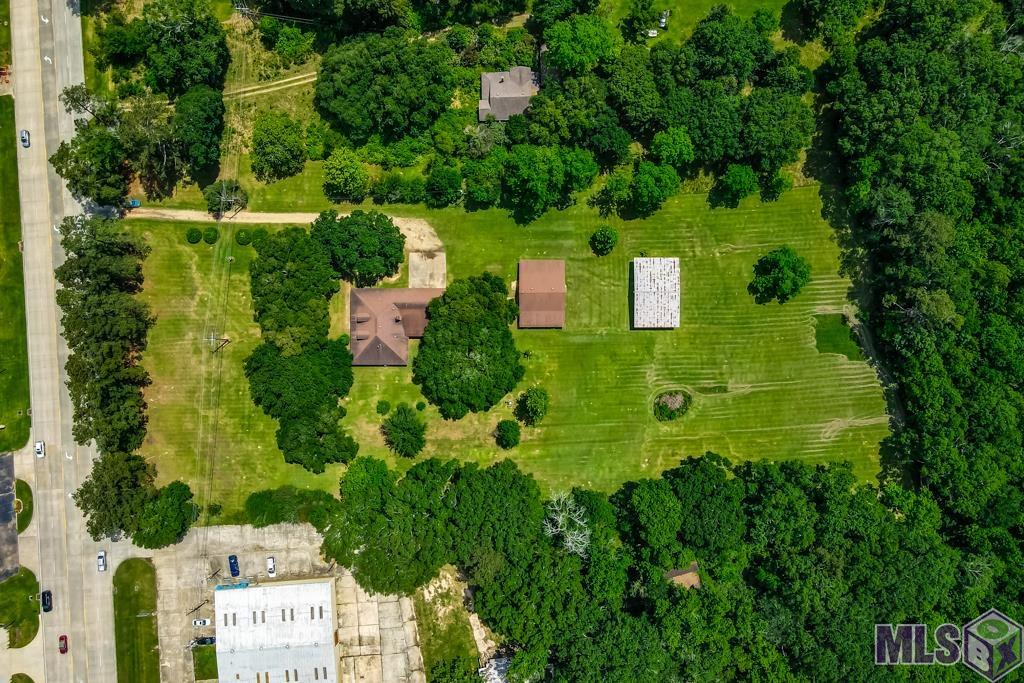 9655 Sullivan Road Baton Rouge, LA 70818 - Photo 2 of 47