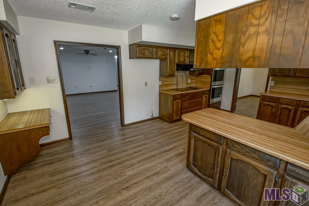 9655 Sullivan Road Baton Rouge, LA 70818 - Photo 23 of 47