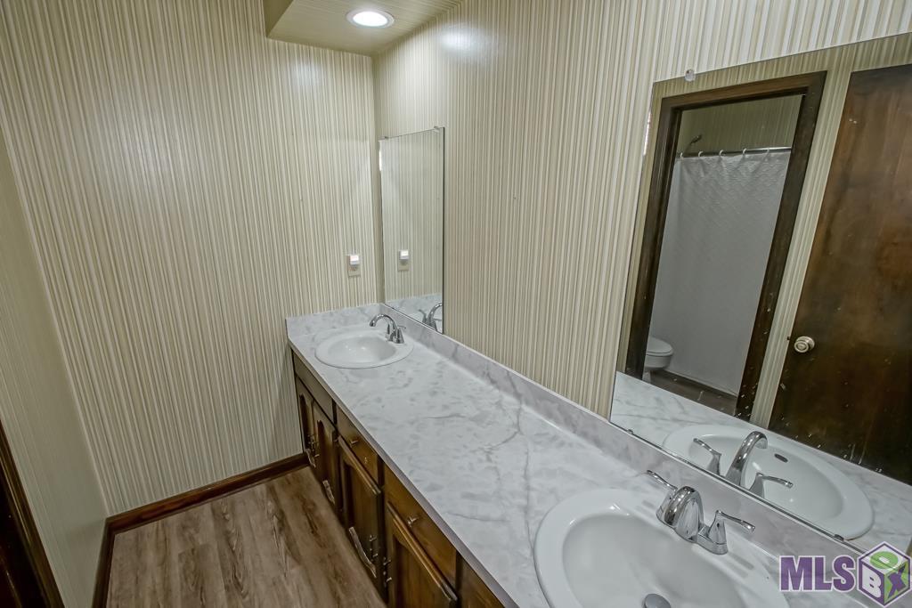 9655 Sullivan Road Baton Rouge, LA 70818 - Photo 36 of 47