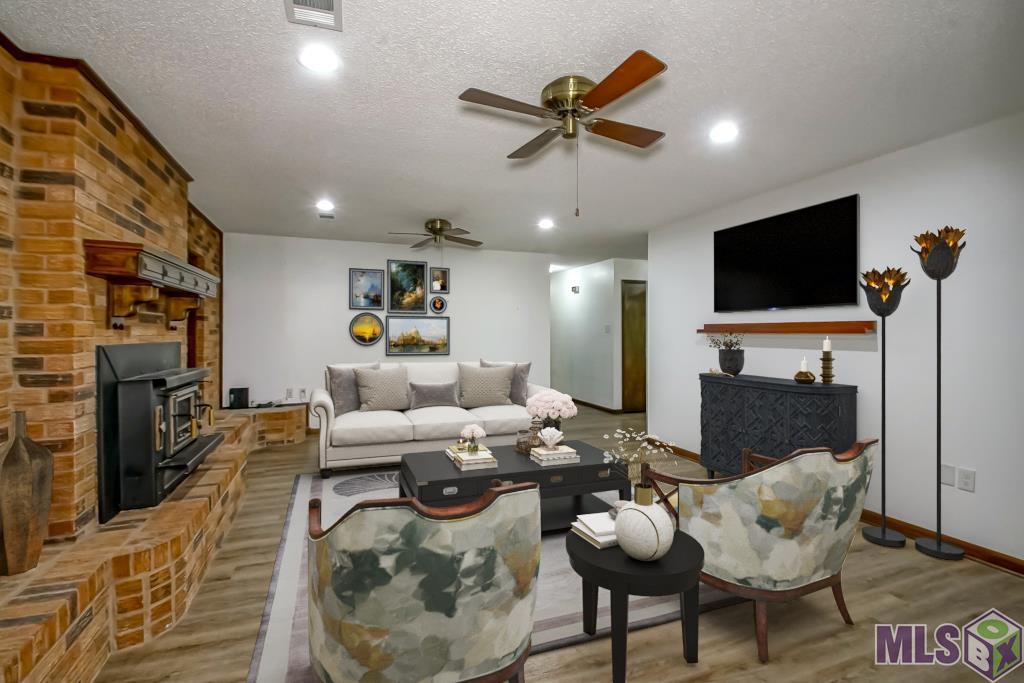 9655 Sullivan Road Baton Rouge, LA 70818 - Photo 7 of 47