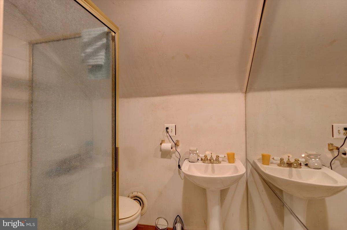 7306 Dogwood Road Baltimore, MD 21244 - Photo 21 of 37 Gallery Image 21