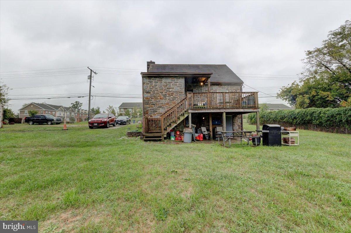 7306 Dogwood Road Baltimore, MD 21244 - Photo 5 of 37 Charming stone home with spacious yard.