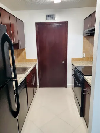 $1,750 | 2319 North Congress Avenue, Unit 31, Boynton Beach, FL 33426