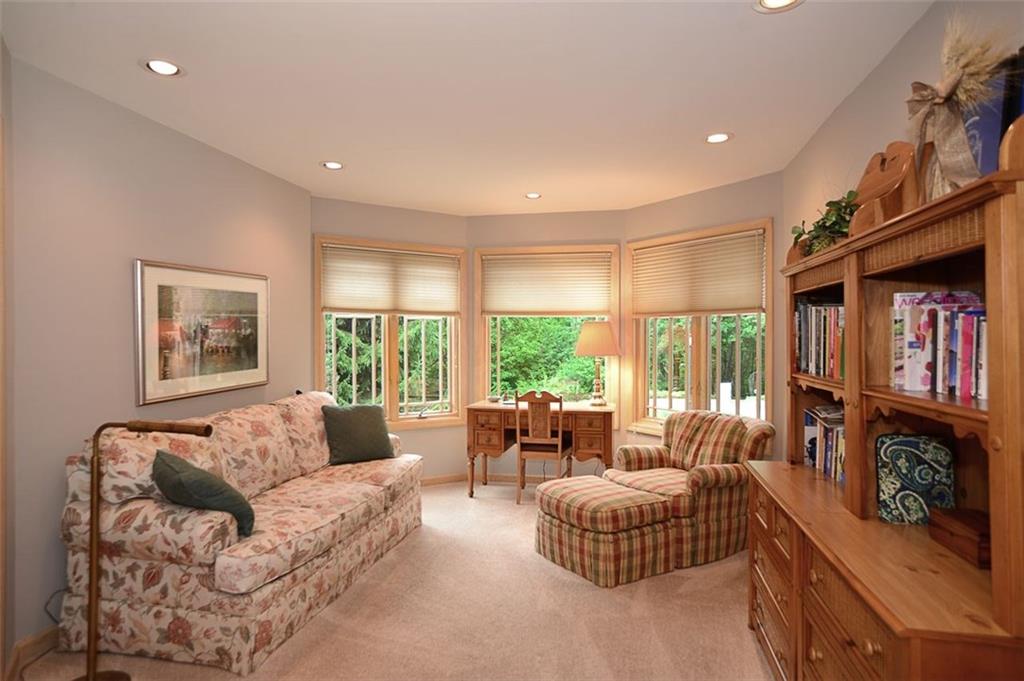1204 Lehigh Road Pittsburgh, PA 15205 - Photo 12 of 24 Gallery Image 12