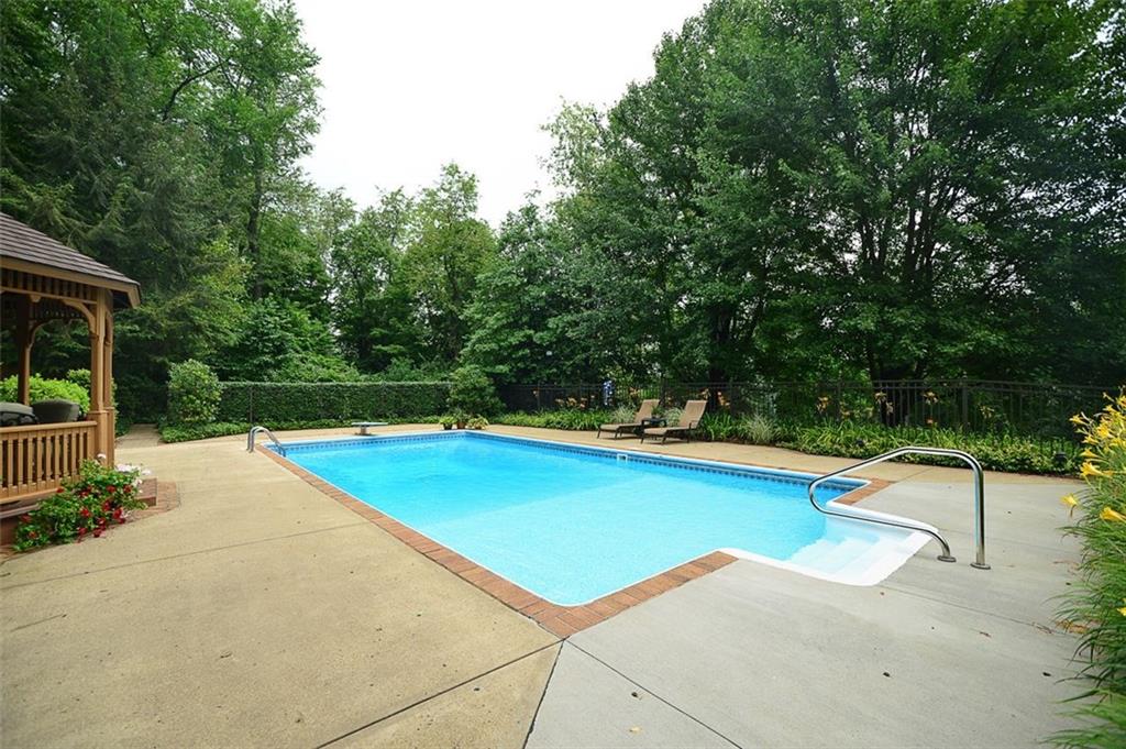 1204 Lehigh Road Pittsburgh, PA 15205 - Photo 3 of 24 Gallery Image 3