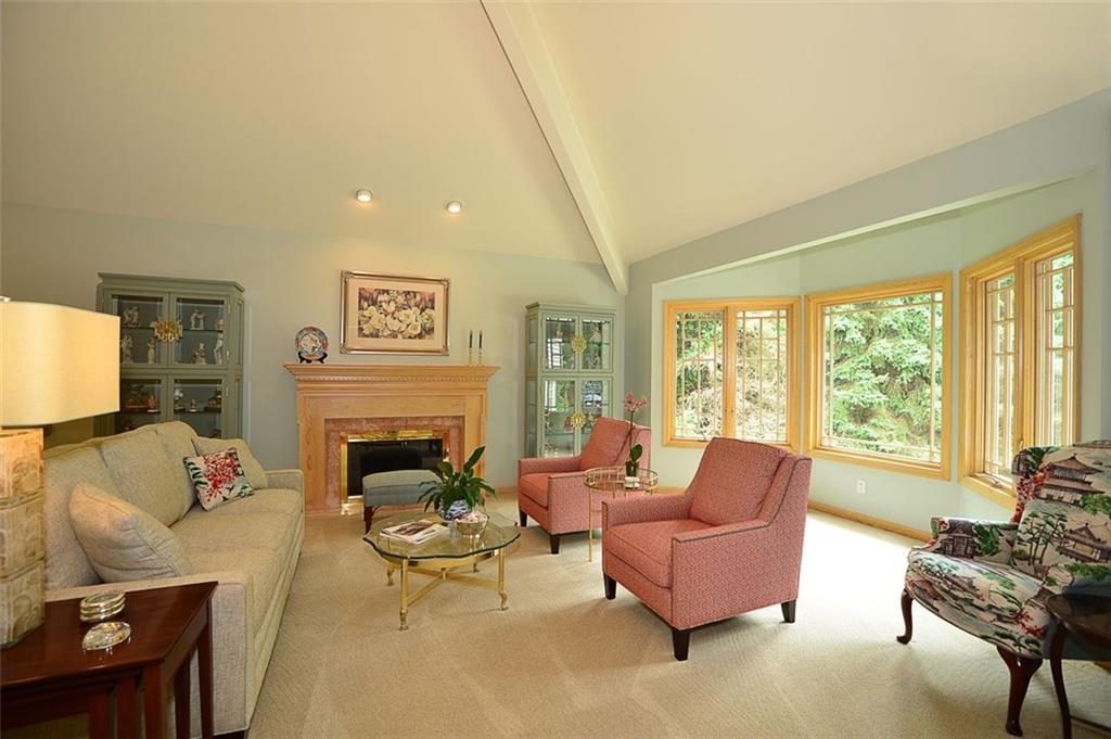 1204 Lehigh Road Pittsburgh, PA 15205 - Photo 6 of 24 Gallery Image 6
