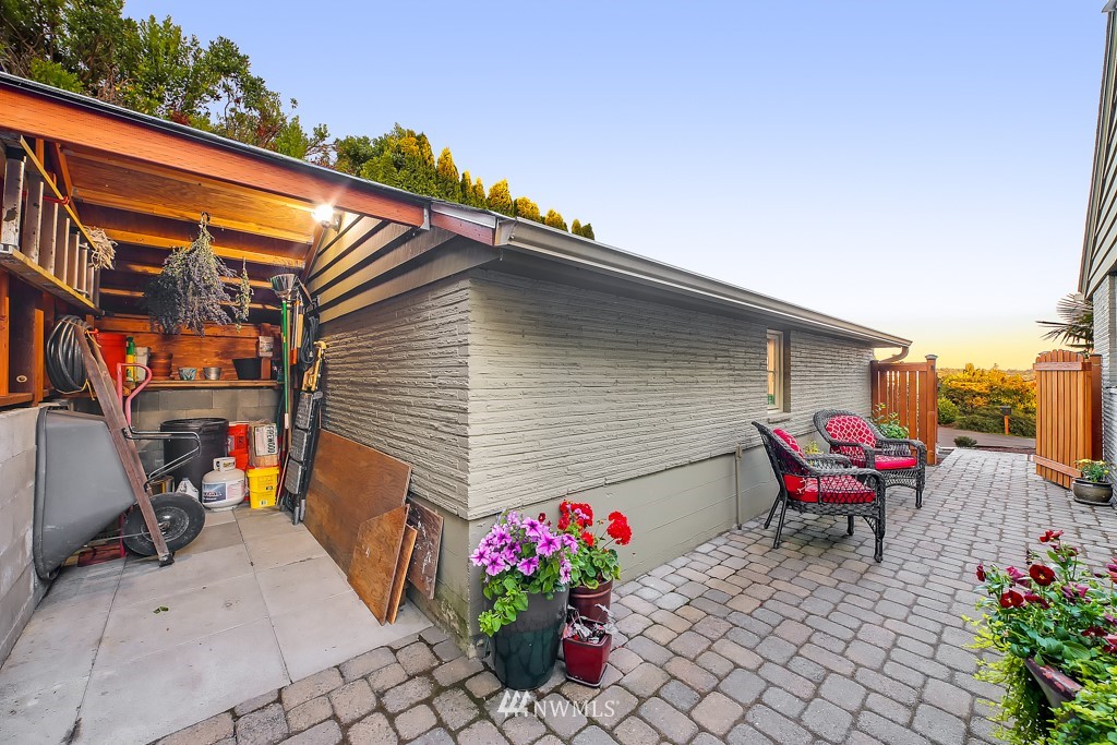 4140 Southwest 109th Street Seattle, WA 98146 - Photo 22 of 33 Gallery Image 22