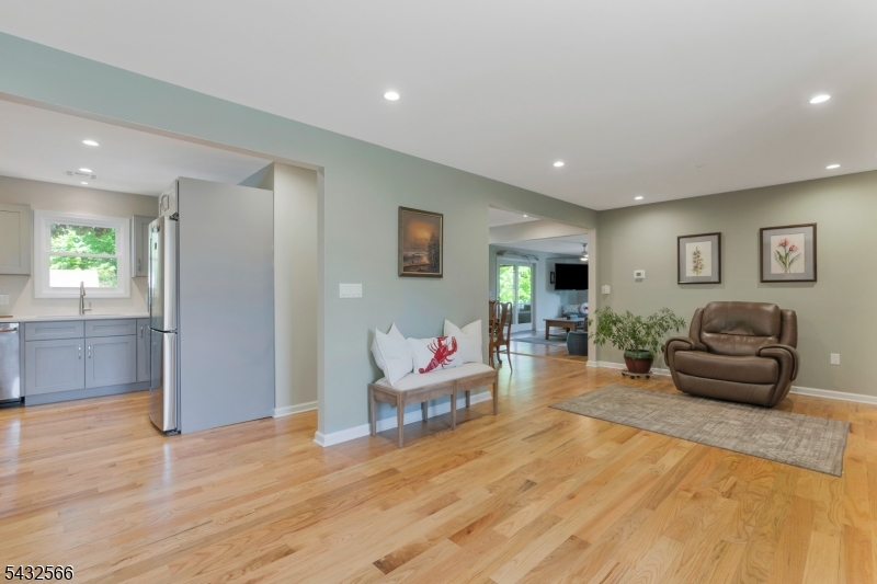 1939 Fieldstone Road Bridgewater, NJ 08836 - Photo 11 of 39