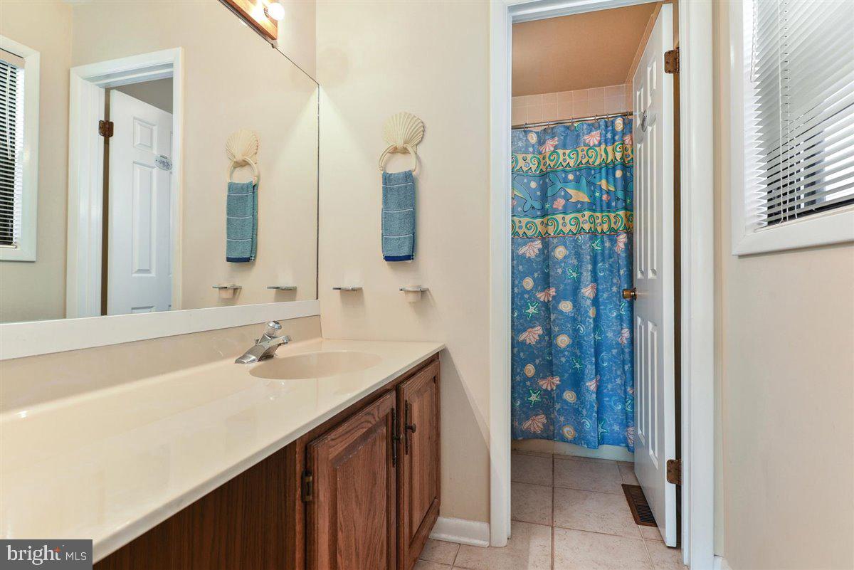 14133 Sea Captain Road Ocean City, MD 21842 - Photo 17 of 26 Gallery Image 17