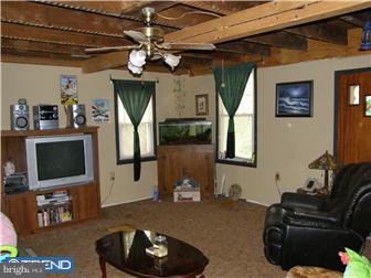 753 Walker Road Macungie, PA 18062 - Photo 5 of 12 Gallery Image 5