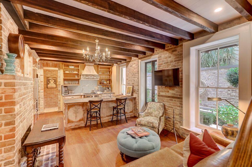 29 Broad Street, Unit B Charleston, SC 29401 - Photo 1 of 17 20190730165941131944000000-o