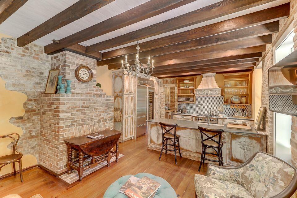 29 Broad Street, Unit B Charleston, SC 29401 - Photo 4 of 17 20190730170034625673000000-o