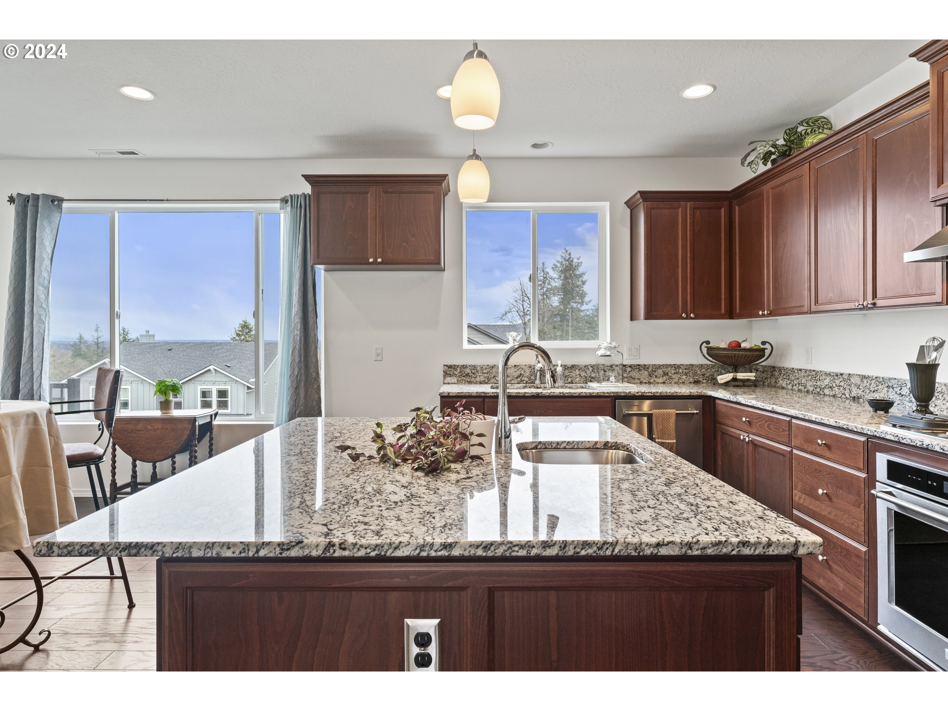 3639 Rockcress Road Eugene, OR 97403 - Photo 8 of 41 Gallery Image 8
