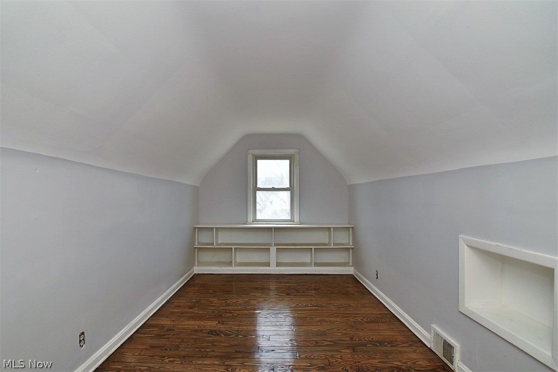 4105 Harwood Road Cleveland, OH 44121 - Photo 25 of 34