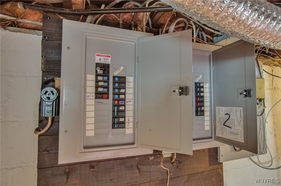 237 Davidson Avenue Buffalo, NY 14215 - Photo 38 of 42