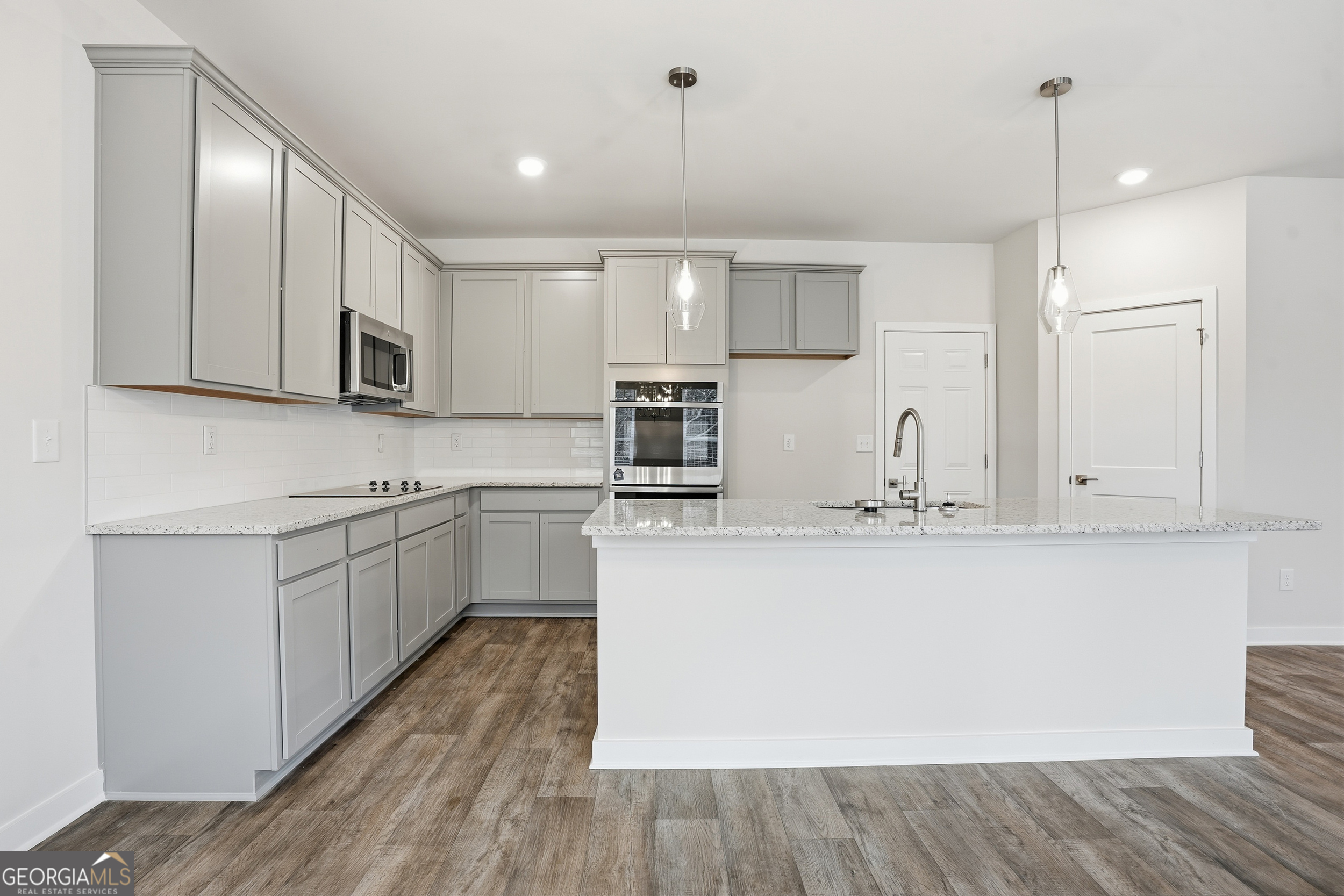 237 Jarrett Street Fairburn, GA 30213 - Photo 7 of 30 Gallery Image 7