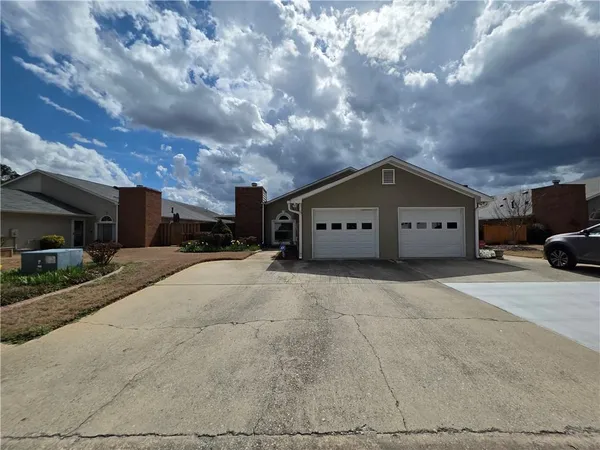 $240,000 | 120 Garden Court, Fayetteville, GA 30215