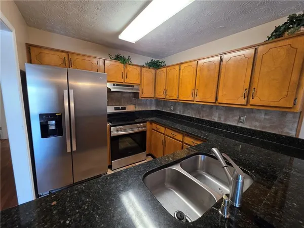 $240,000 | 120 Garden Court, Fayetteville, GA 30215