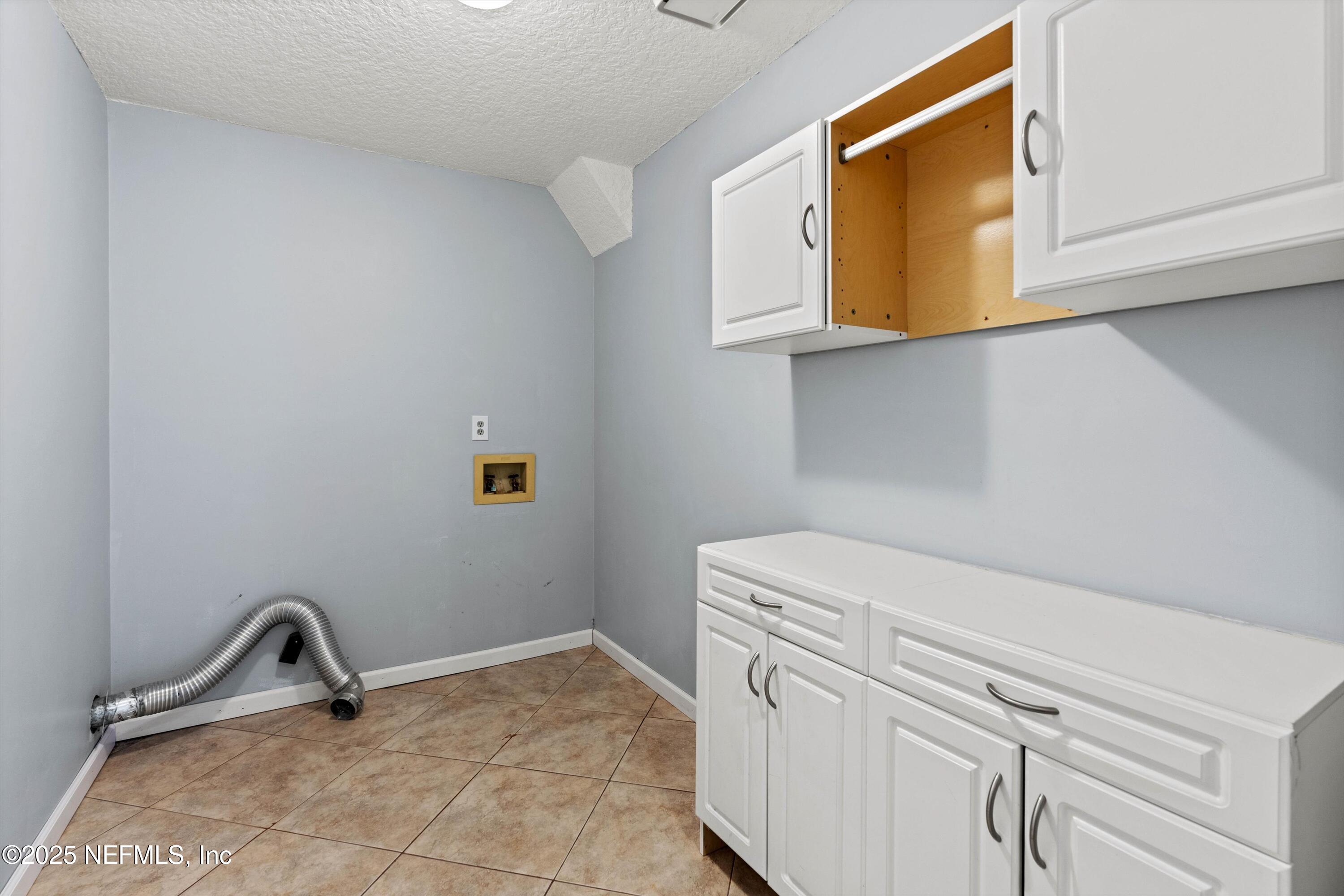 234 Eventide Drive Fleming Island, FL 32003 - Photo 31 of 37 Laundry