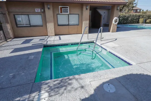 a view of an entryway of house