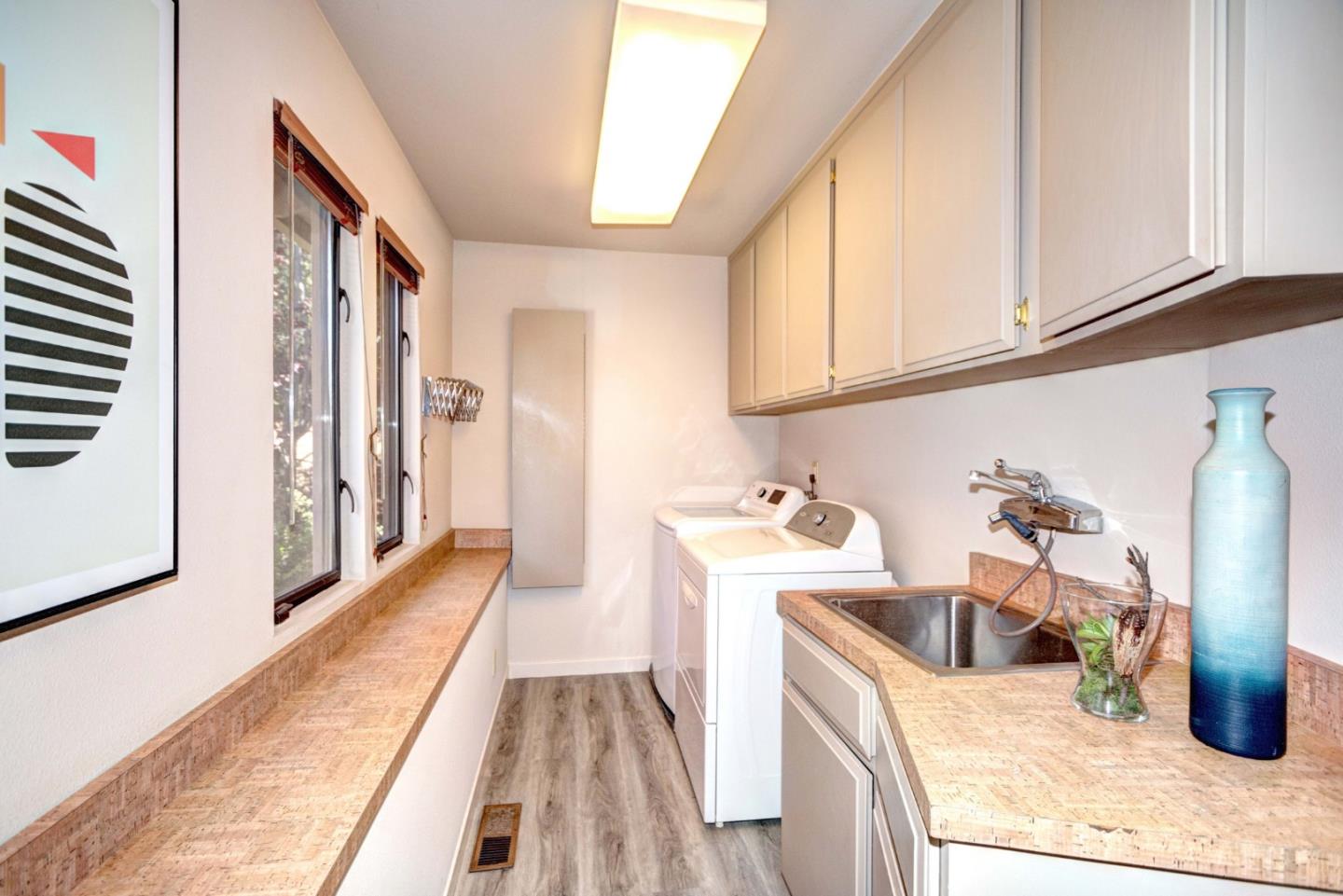 22365 Regnart Road Cupertino, CA 95014 - Photo 30 of 54