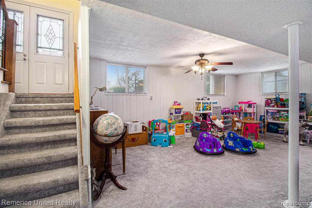 7666 McClements Road Brighton, MI 48114 - Photo 19 of 25