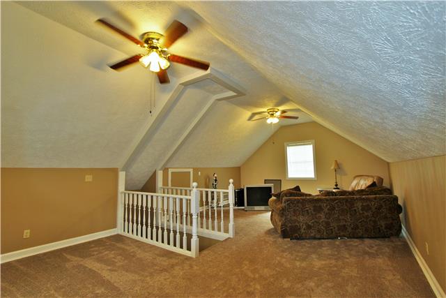 1051 Academy Road Lebanon, TN 37087 - Photo 20 of 20 a view of a livingroom with a ceiling fan