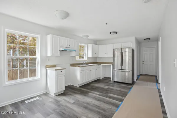 $1,400 | 3829 Prices Lane, Wilmington, NC 28405