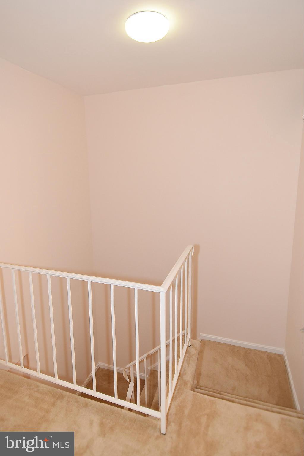 8568 Tyrolean Way Springfield, VA 22153 - Photo 14 of 27 Interior (General)