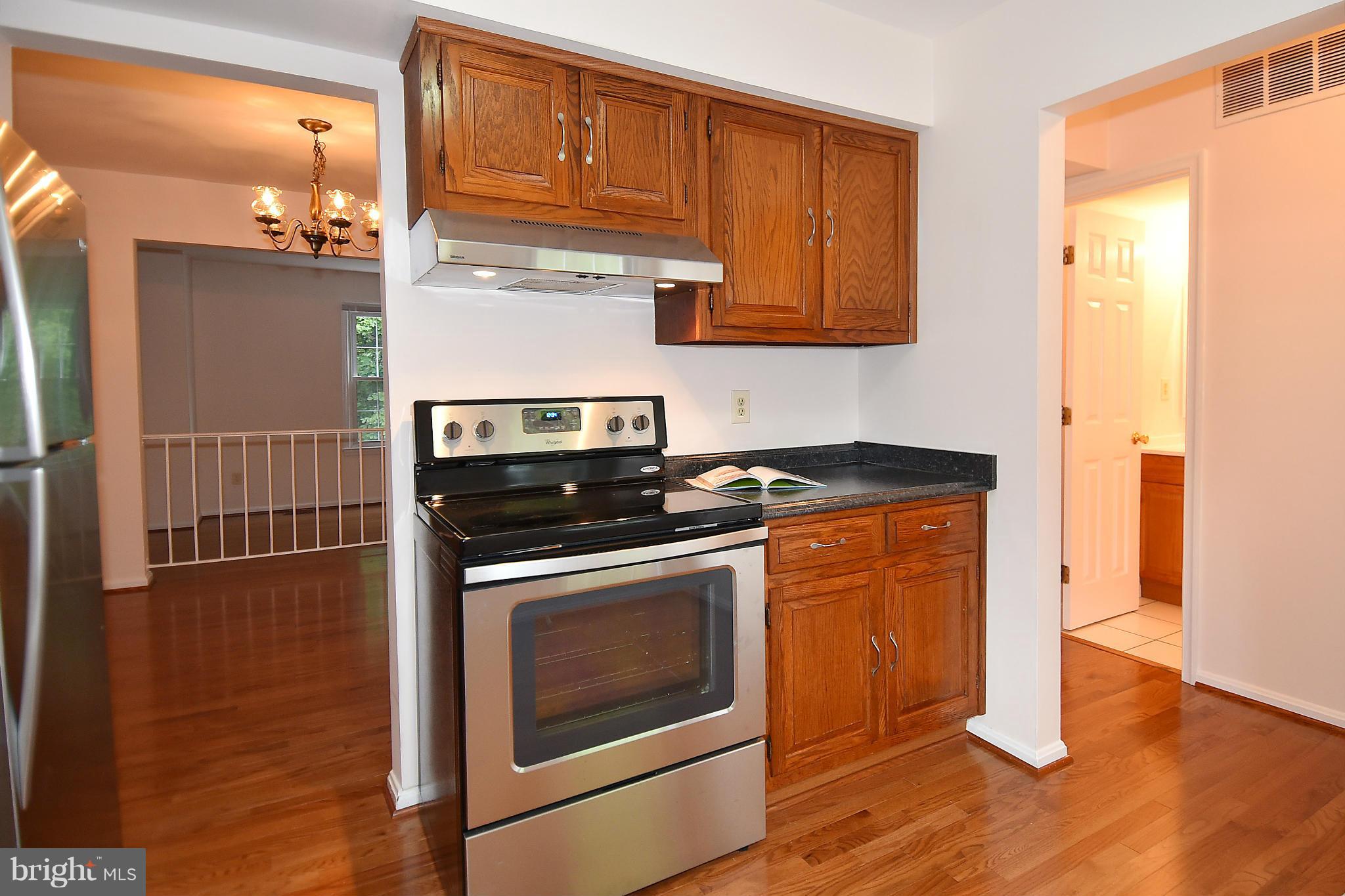 8568 Tyrolean Way Springfield, VA 22153 - Photo 3 of 27 Kitchen
