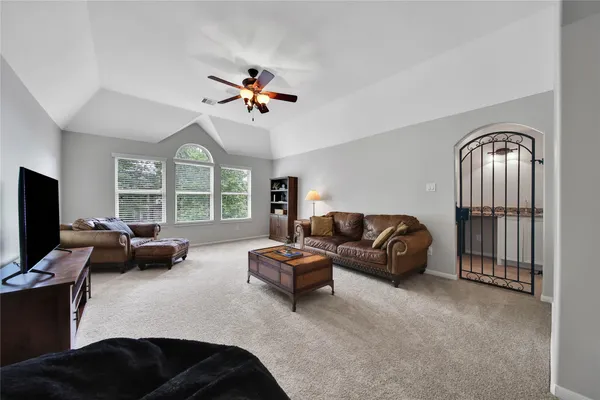 $995,000 | 106 Spanish Bay Place, Montgomery, TX 77316