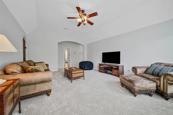 $995,000 | 106 Spanish Bay Place, Montgomery, TX 77316